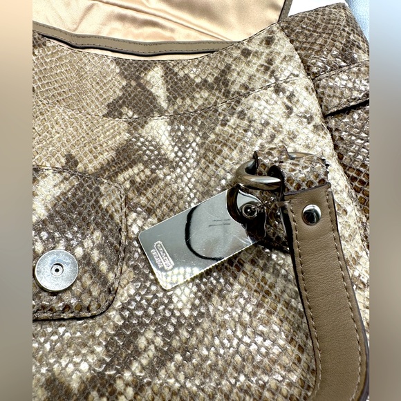 *Sold* Coach Campbell Eva Exotic Python Snakeskin Satchel w/ dust bag - Picture 7 of 12